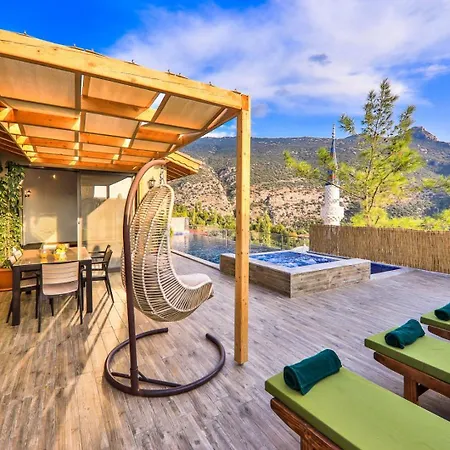 Myra Villa Kas