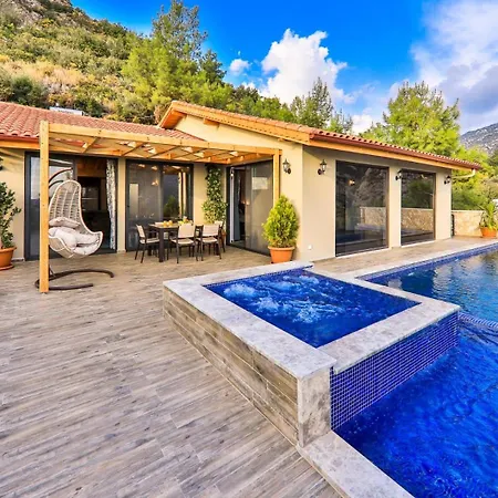 Myra Villa *