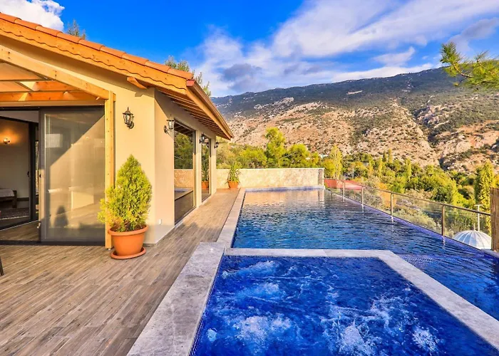 فيلة Myra كاس